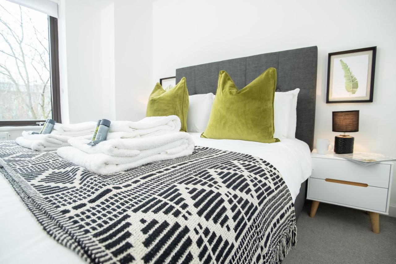 Pembroke House Apartments Exeter For Families Business Relocation Free Parking Esterno foto