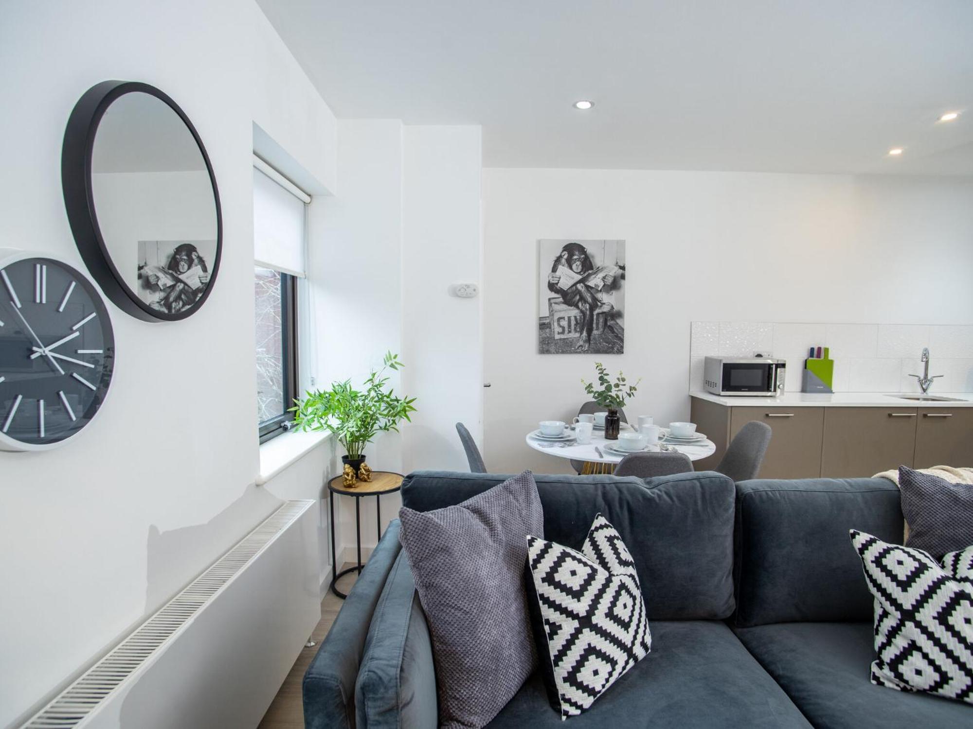 Pembroke House Apartments Exeter For Families Business Relocation Free Parking Esterno foto
